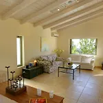 Vila Porfyra Ideales