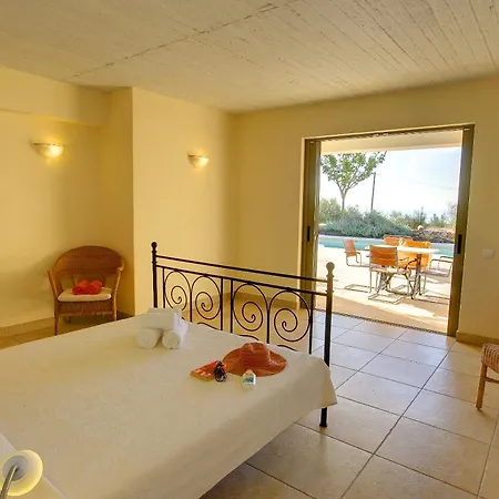 Porfyra Ideales Vila *